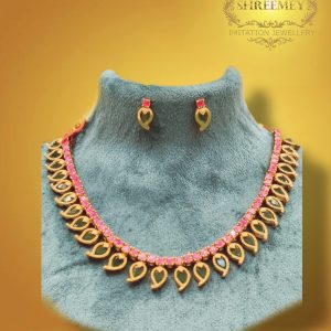 green-stone-kuyori-necklace