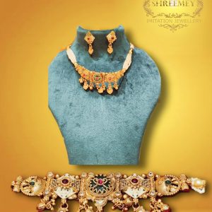 Shreemey Heritage Pearl Choker