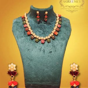 Shreemey Navratna AD with Pearl Necklace
