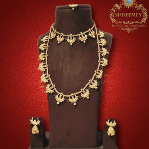 shreemey-chandrahaar-combo-necklace-set