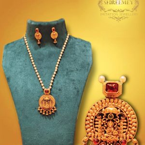 Shreemey Single Moti Lakshmi Pendant Mala Necklace