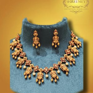 temple-pearl-lakshmi-necklace
