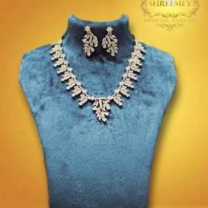Shreemey White Tree Necklace